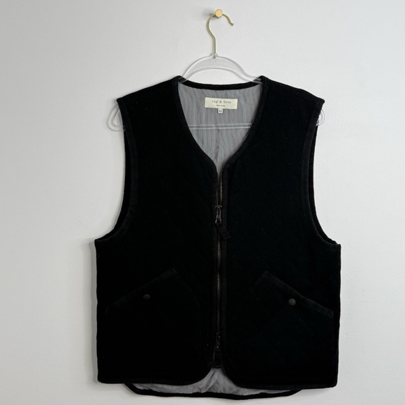 Rag & Bone Vest Black Quilted Lined Mans Size 42 (L) Designer Capsule Wardrobe - Picture 1 of 11